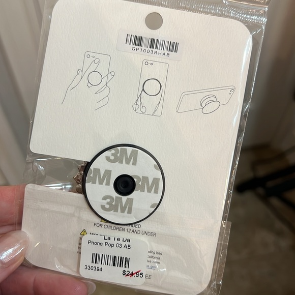 New in package beautiful pop socket - Picture 3 of 4